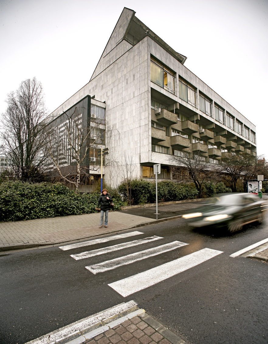 A hátsó homlokzat. (fotó: HAP Galéria)